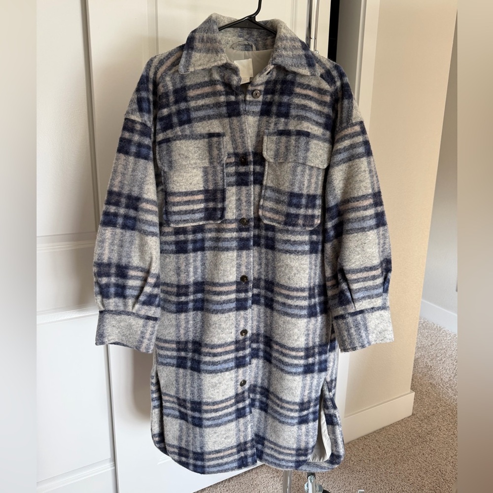 H&M Plaid Jacket in Blue and Cream